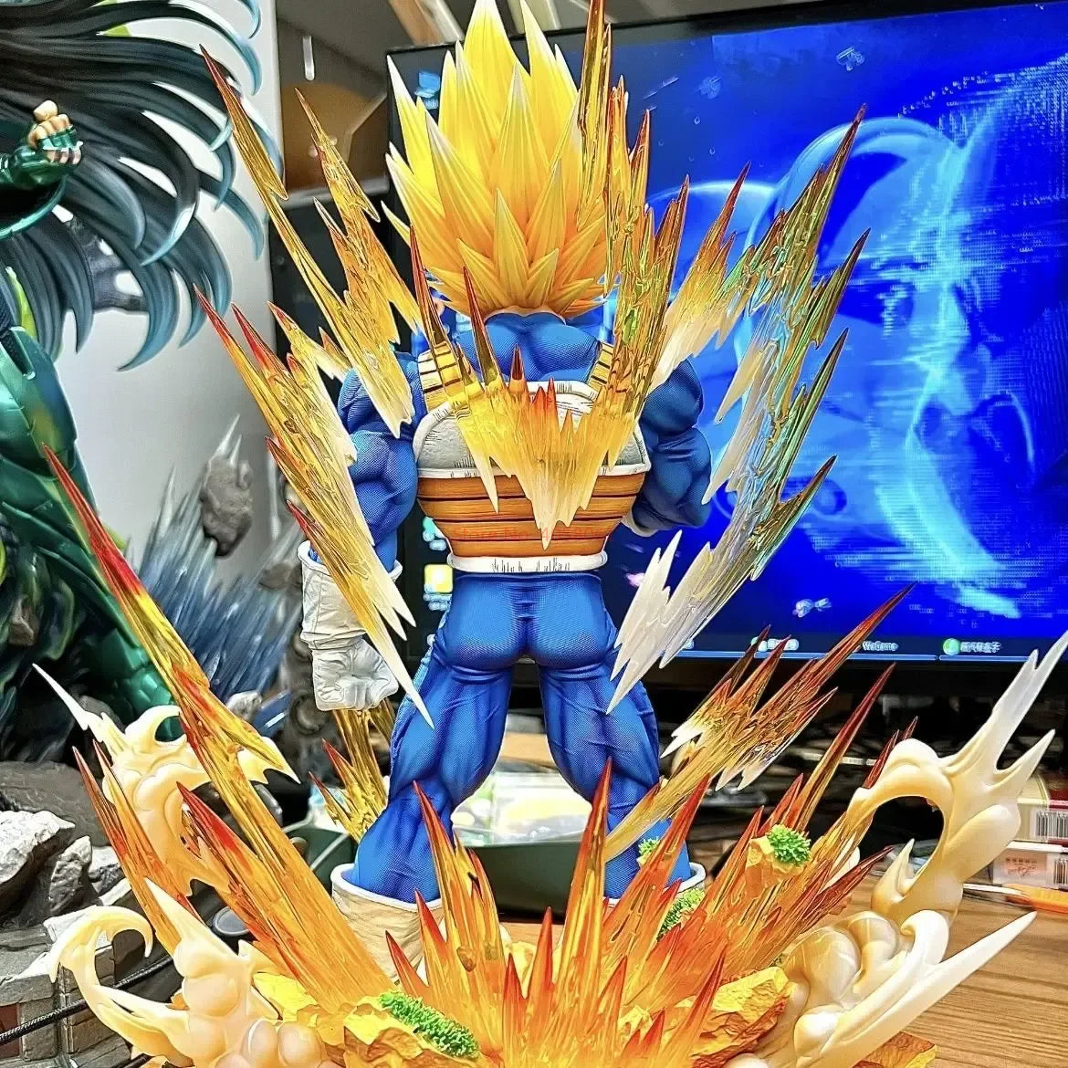 "36cm Dragon Ball GK Model – Super Saiyan Vegeta 1:6 Scale, 14.2-inch Majin Vegeta Large Statue, Room Decor Ornament, Collectible Gift Toy" - AMAZEALL.STORE